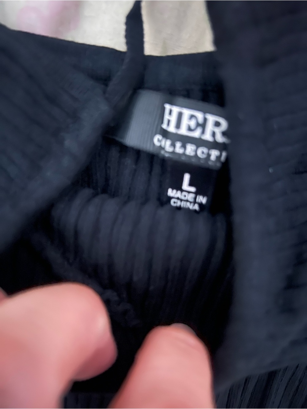 Hera Collection Black Ribbed Cami Top - Picture 3 of 3